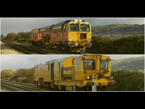 Prestatyn 4.11.2016 - Colas & Network Rail engineers trains - Tamper & Stoneblower