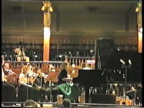 CSIK LAURA 1988 : CHOPIN E MINOR PIANO CONCERTO OP.11. PART 2.