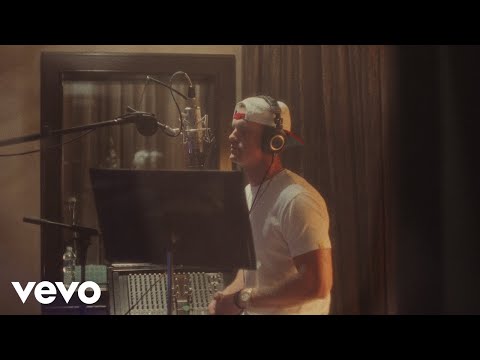 Parker McCollum - Big Ole Fancy House (Studio Performance Video)