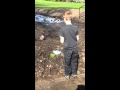 Kid falls in muDD