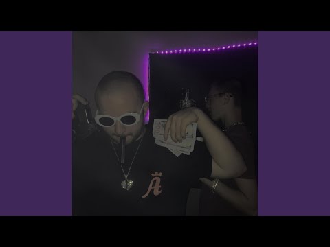 Roll (feat. El Bucket)