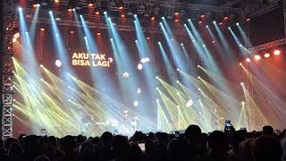 Download lagu Ari Lasso - Menangis Diam-Diam (Konser 3 Dekade Perjalanan Cinta Ari Lasso Live Malang) mp3 Download lagu Ari Lasso - Menangis Diam-Diam (Konser 3 Dekade Perjalanan Cinta Ari Lasso Live Malang) mp3