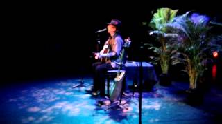 Roger McGuinn talks about Tom Petty and plays King of the Hill