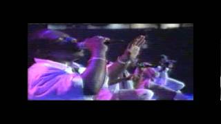 Boyz II Men- On Bended Knee- Live