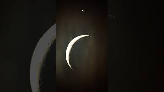 Você viu? Lua e o planeta Vênus estavam um verdadeiro espetáculo no céu!
