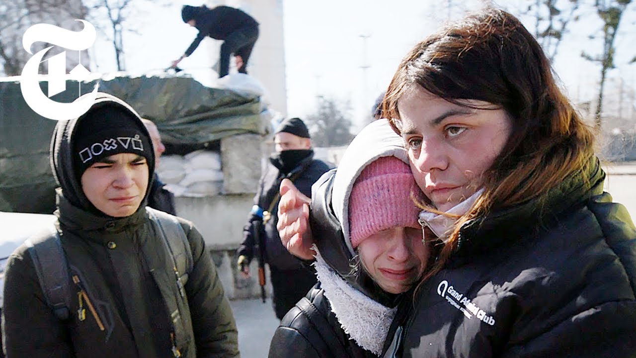 Inside a Perilous Journey to Rescue Ukrainian Civilians | Russia-Ukraine War