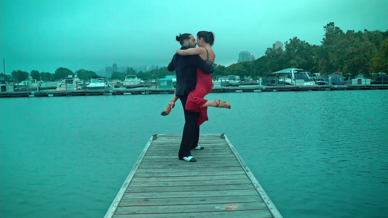 Video thumbnail for Celina Rotundo y Hugo Patyn - Oigo tu voz- Romantica Milonguera