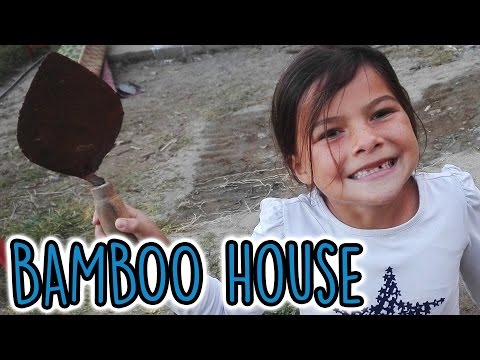 We are building our new house! 🌏  Miriam & Eva on the road