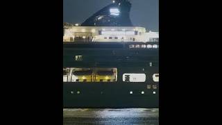 MV Norwegian jade arriving to San Diego at night #cruiseship #norwegiancruiselines #sandiego #travel