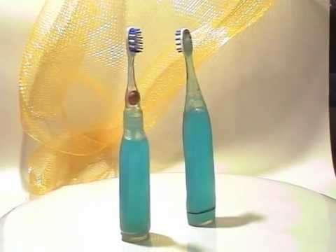 Mr. Dentis - die Zahnbürste die es "in sich" hat