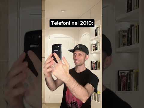 I telefoni nel 2030💀