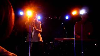 The Corin Tucker Band - Miles Away (Live Huck Finn, Nagoya 30/11/2010)