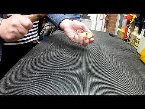 400 Day Anniversary Clock - barrel lid removal