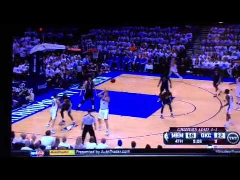 Nick Collison Worst Eurostep Ever