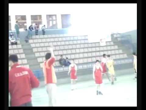 Gran Actuación de Tony durante el partido CB Olivares - Otura