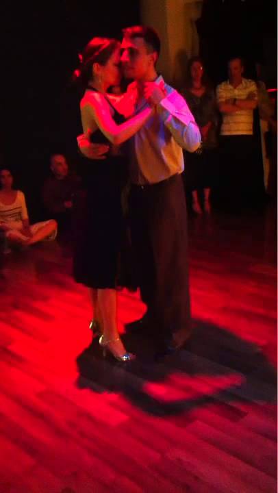 Özlem Savaş & Bora Turgut - En Esta Tarde Gris