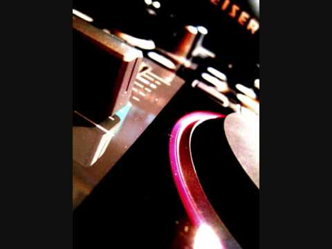 Tv Rock vs. Dj Smith ft Dukes of Windsor - The Others [2009 REMiiX]