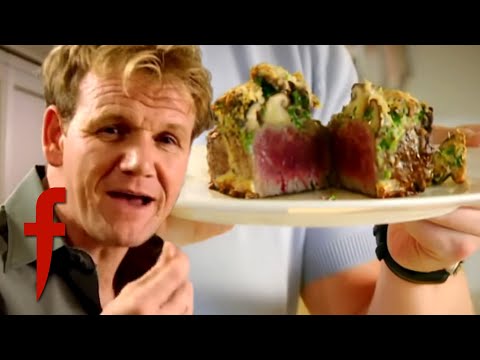 Gordon Ramsay Shows How To Cook A Beef Fillet | The F Word