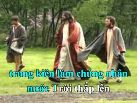 Thể hiện bởi Gia Ân