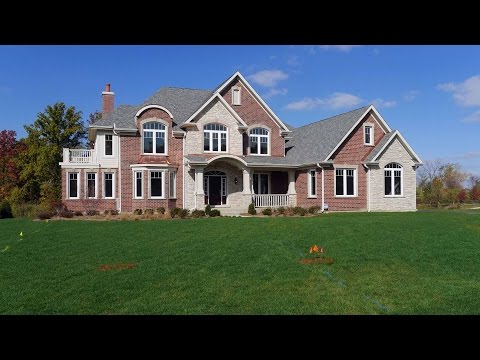 Tour a move-in ready home in the Stevenson High School District Tour a move-in ready home in the Stevenson High School District