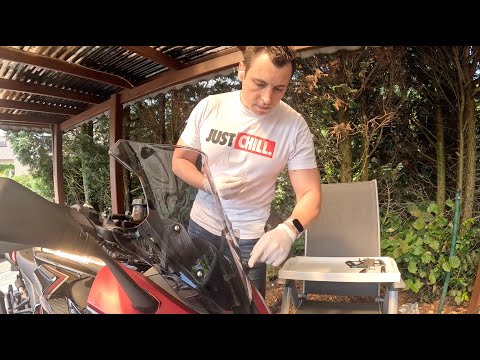 Exklusiver Navihalter & Carpuride W502 Installation auf der Kawasaki Ninja 1000 SX sowie Probefahrt