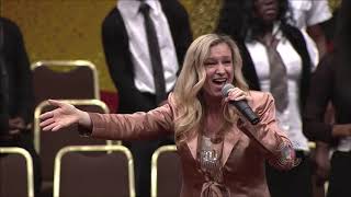 Crystal Lewis at West Angeles COGIC - To God Be The Glory