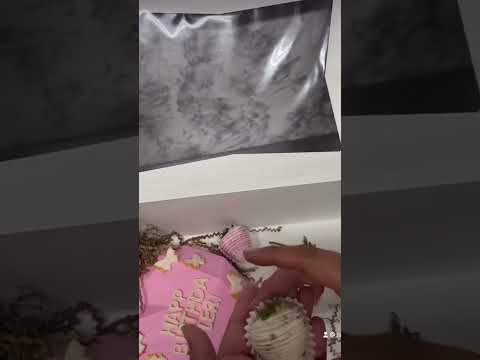 Breakable chocolate heart #candymelts #chocolateheart #heart #chocolate #candy #gifts #tiktok #viral