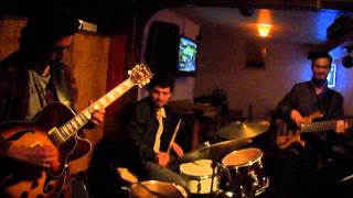 Jazzantiago - Break Through (Hank Mobley)