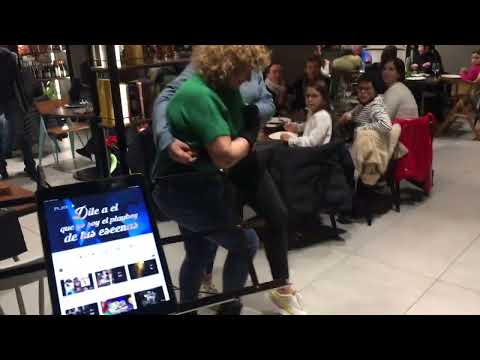 #feste#animazione#serate#karaoke#balli#matrimoni#eventi#giochi E MOLTO ALTRO!Anche con i musicisti!