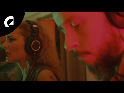 Blood Red Sun - Walk Ahead (Live Version) (Royalty Free Rock)