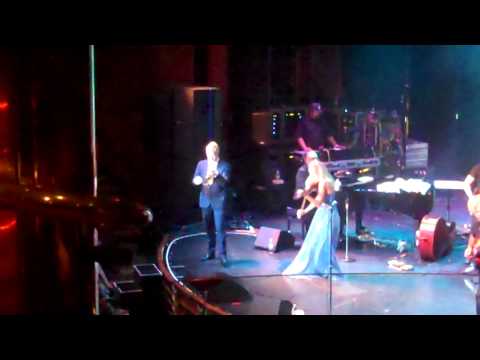 Chris Botti performs "Italia" live with Caroline Campbell on Violin and vocals by Lisa Fischer