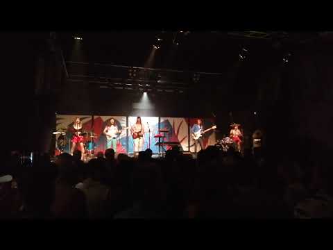 Maika Makovski Purpose live at Zentral Pamplona