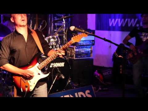 Miss Kaytie - Playing in the dirt - Jack Daniel's Blues Night 2013