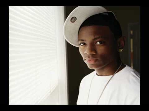 Soulja Boy ft. Busta Rhymes - Turn My Swag On Remix (New Hot Music 2009)