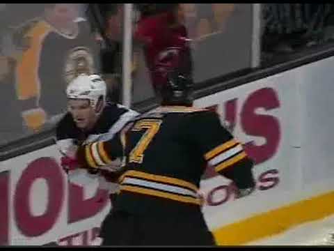 Milan Lucic vs David Clarkson 12-13-2007