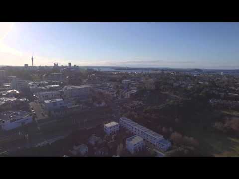 70 Middleton Road, Remuera - Stephanie Kelland  & Angela Kelland-Bridges