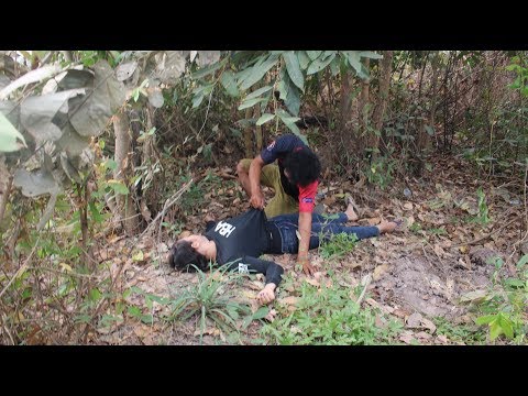 A beautiful two woman to the forest To find food - New comedy