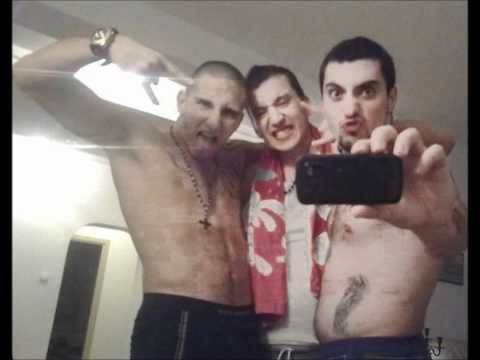 Vuk Mob (MFB) - Moram da pokidam (Ft.Mihilow) 2011