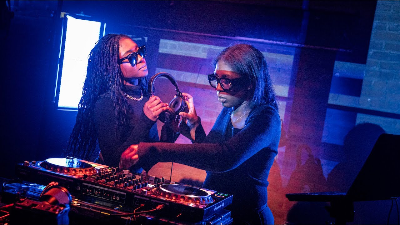 M!tchFactor!al | Sistars In Sound @ Roark Studio thumbnail