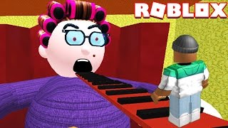 Escape Grandma S House In Roblox New Update Free Online Games - roblox granny house walkthrough