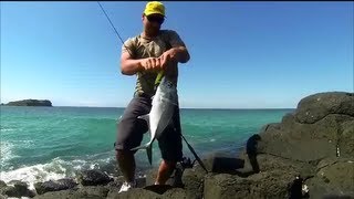Rock fishing with lures Gold Coast - Australia