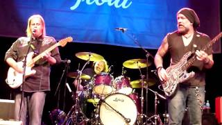 Walter Trout - Tomorrow Seems So Far Away /  The Blues Came Callin&#39;, Glasgow 2017.