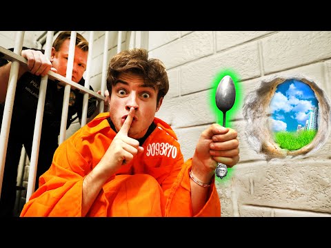 ESCAPING MAXIMUM SECURITY PRISON