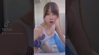 どんな腰振りが好き？ #Shorts #bra #tiktok #video