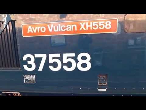 37424 with BEDFORD-LINCOLN-DERBY at LINCOLN CENTRAL, 2nd November 2016 (Clip 2)