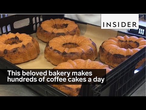 This beloved bakery makes hundreds of coffee cakes a day