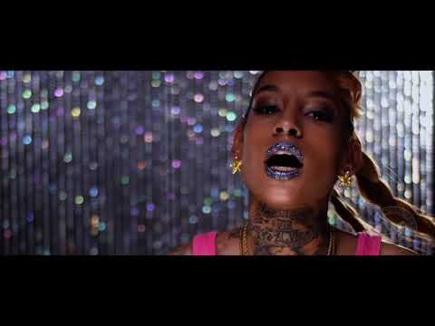 Big Gov feat  Neisha Neshae  Let Me Live