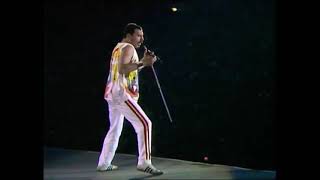 Queen - Tutti Frutti / Gimme Some Lovin&#39; (Live At Wembley Stadium / July 12, 1986)
