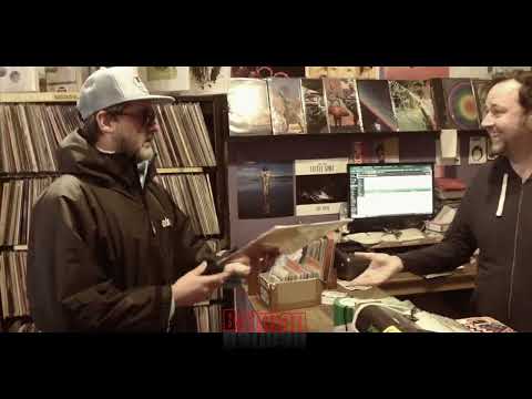 Dryrobe Rap - Goldie Lookin Chain