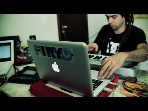 Concurso Cultural Eu Faço Música com Tecnologia - Furyo Live
